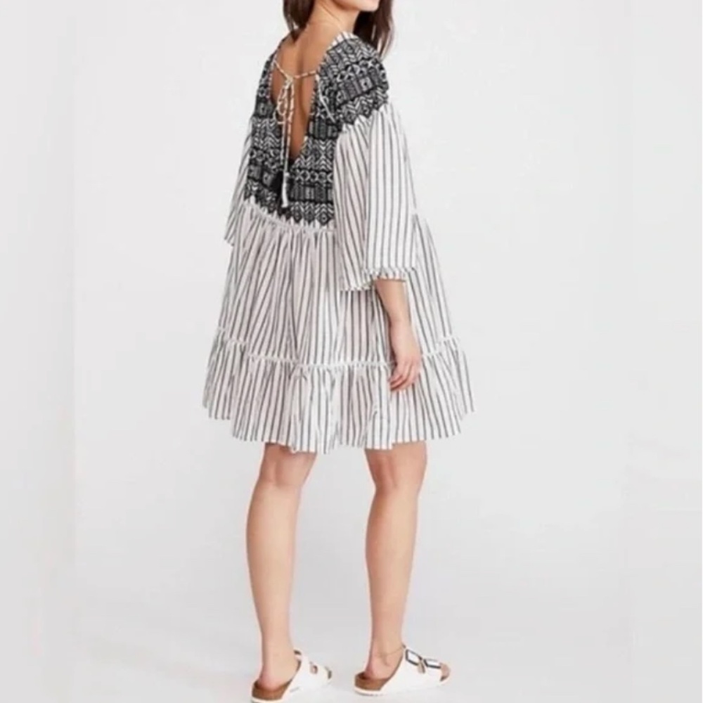 FREE PEOPLE Lola Embroidered Mini Dress L Oversized Black White Boho Bell Sleeve